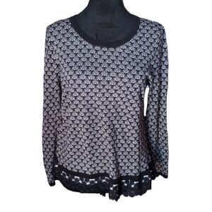 Alison Sheri, Women's Medium Pullover Round Neck Sweater